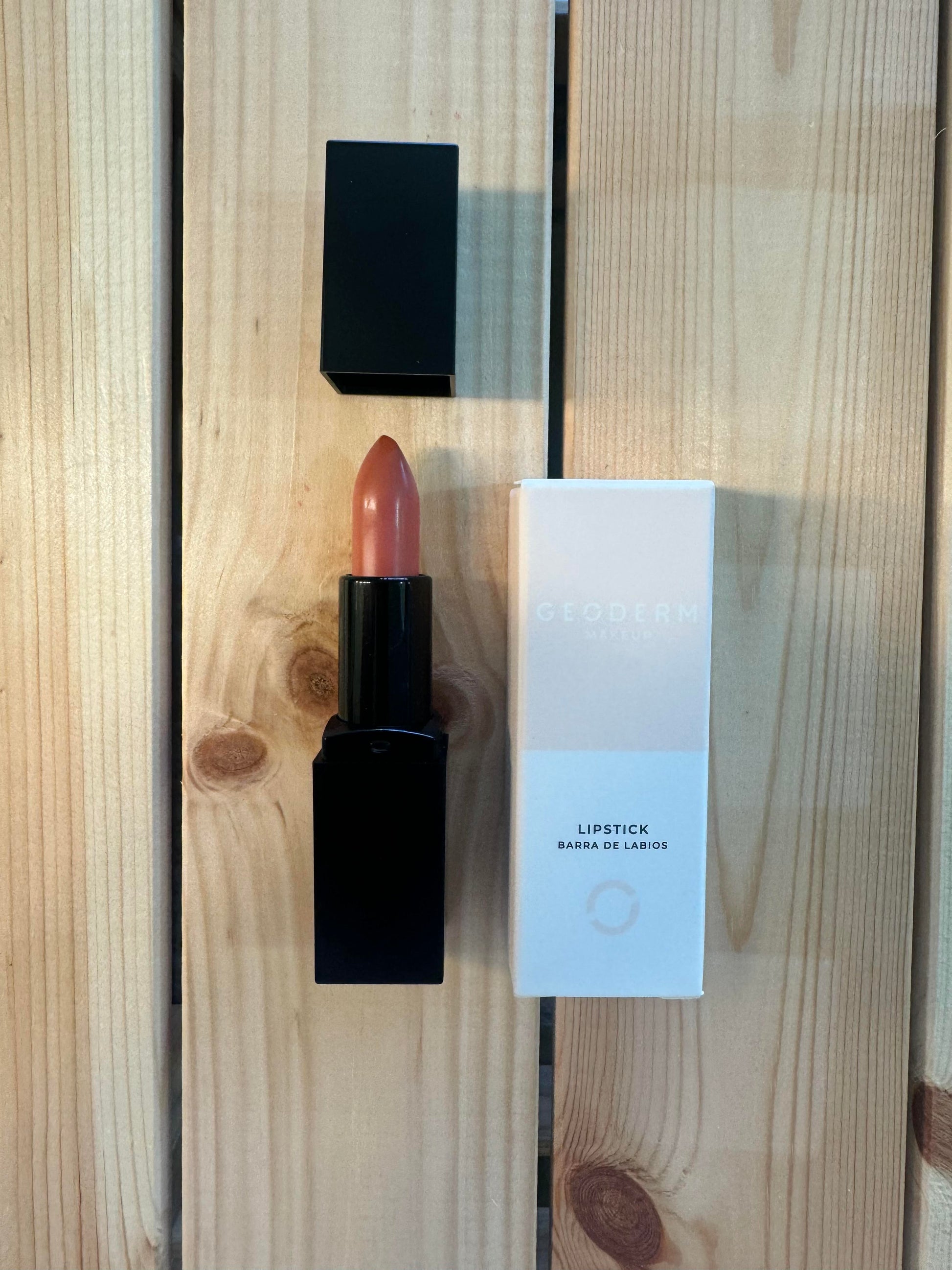 Geoderm Natural Lipstick (Hollyhock)